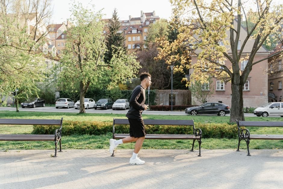 runner tired bench