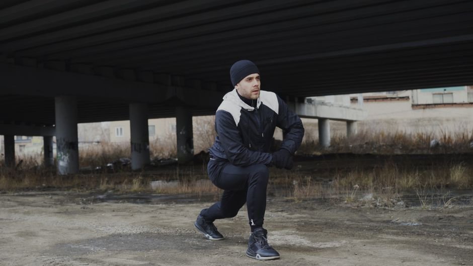 runner winter road